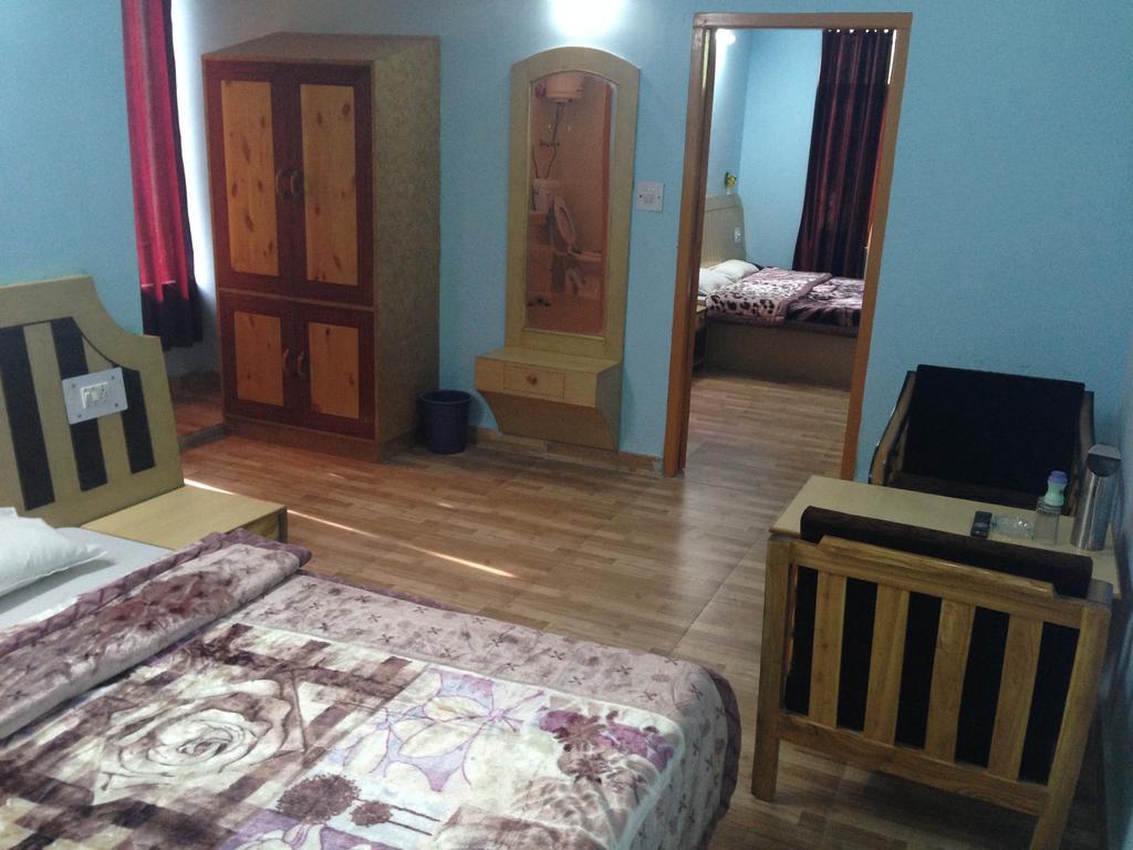 Hotel Ridge View Manāli Chambre photo